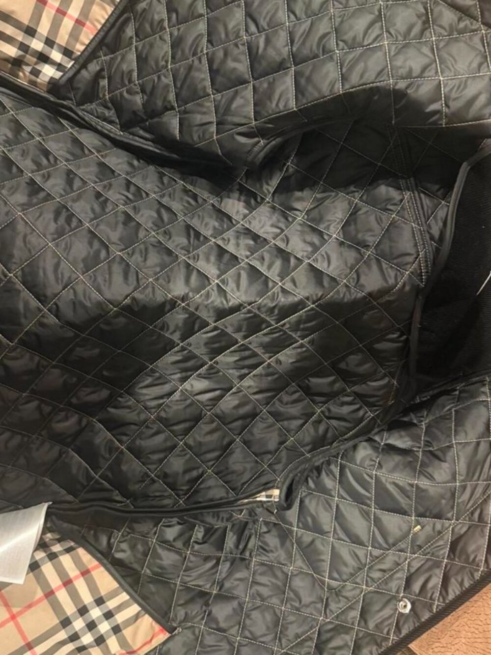 Authentic Burberry Check Quilted Barn Jacket - Picture 9 of 9